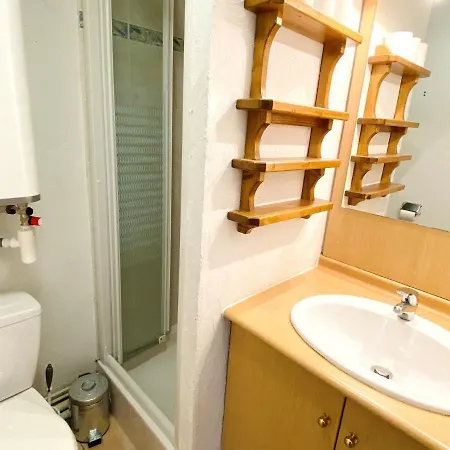 アパート 4 Pers. Avec Coin Montagne, Proche Pistes, Secteur Calme, Balcon, Garage - Fr-1-516-171 *