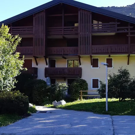 アパート 4 Pers. Avec Coin Montagne, Proche Pistes, Secteur Calme, Balcon, Garage - Fr-1-516-171 *