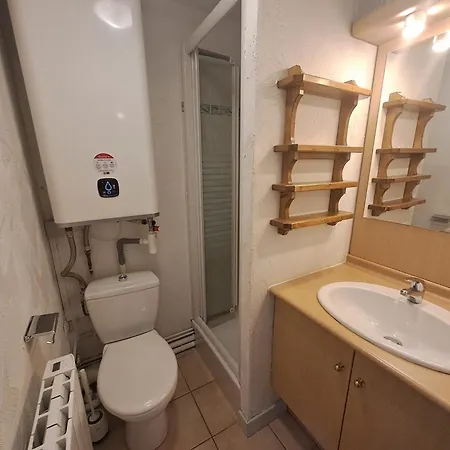 Апартаменты 4 Pers. Calme Proche Pistes Avec Garage Prive - Fr-1-516-171 Ле дез Альп